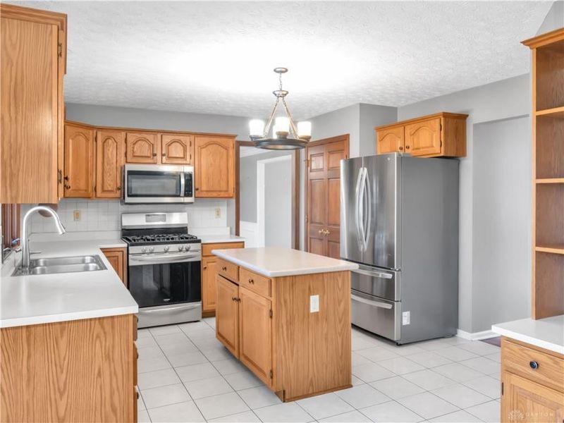 25 Callaway, Clearcreek Township, OH 45066 Photo 8