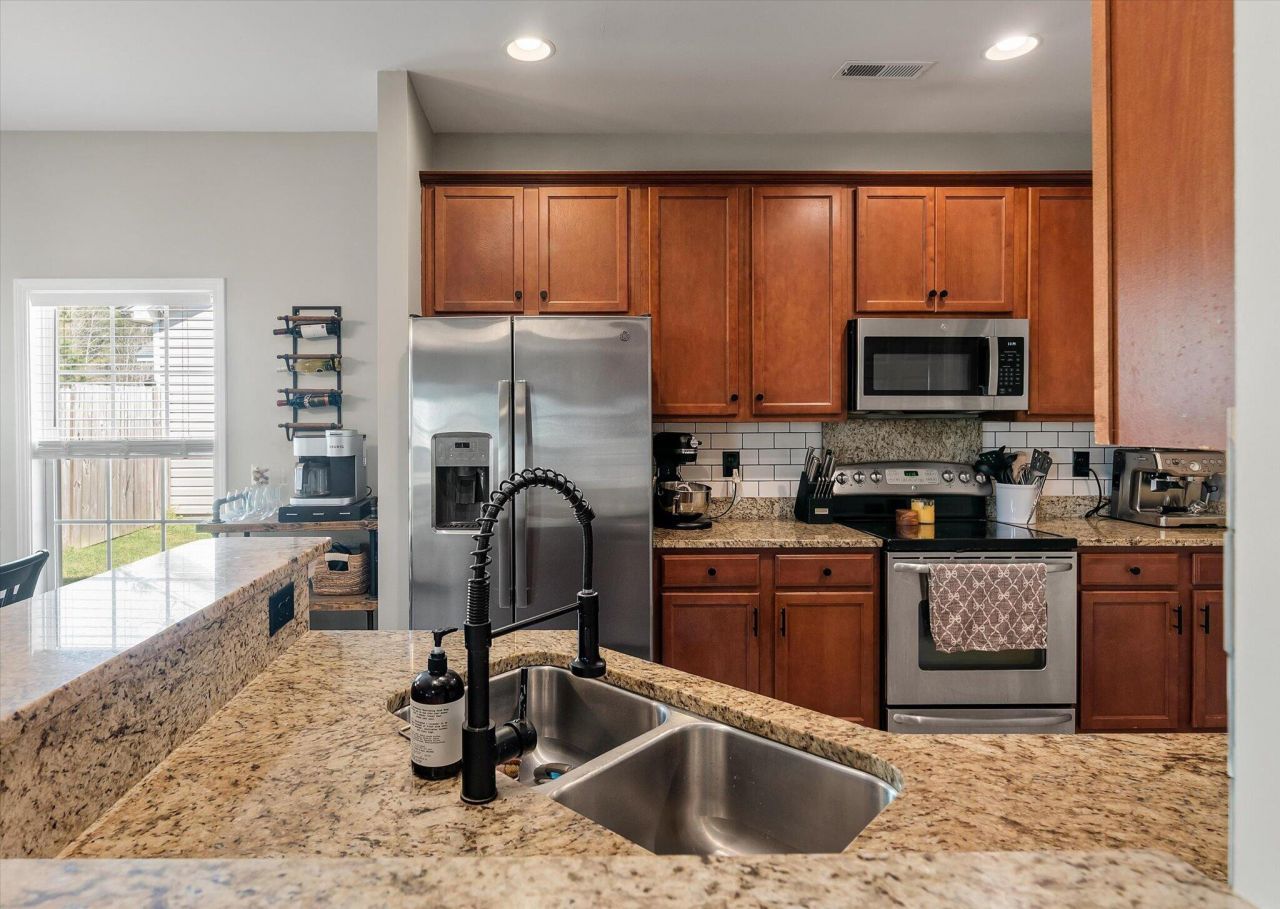 411 Brawley Drive Photo 12