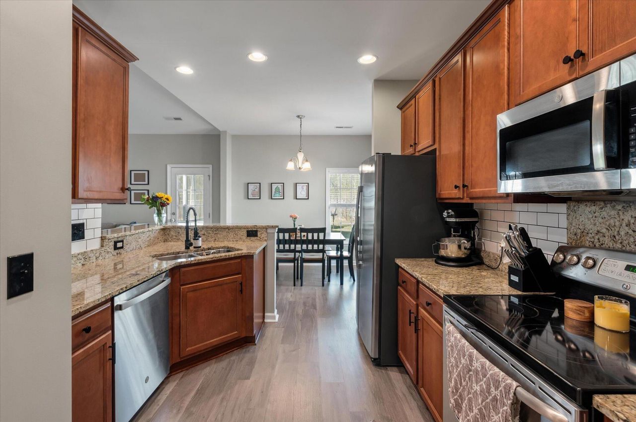 411 Brawley Drive Photo 14