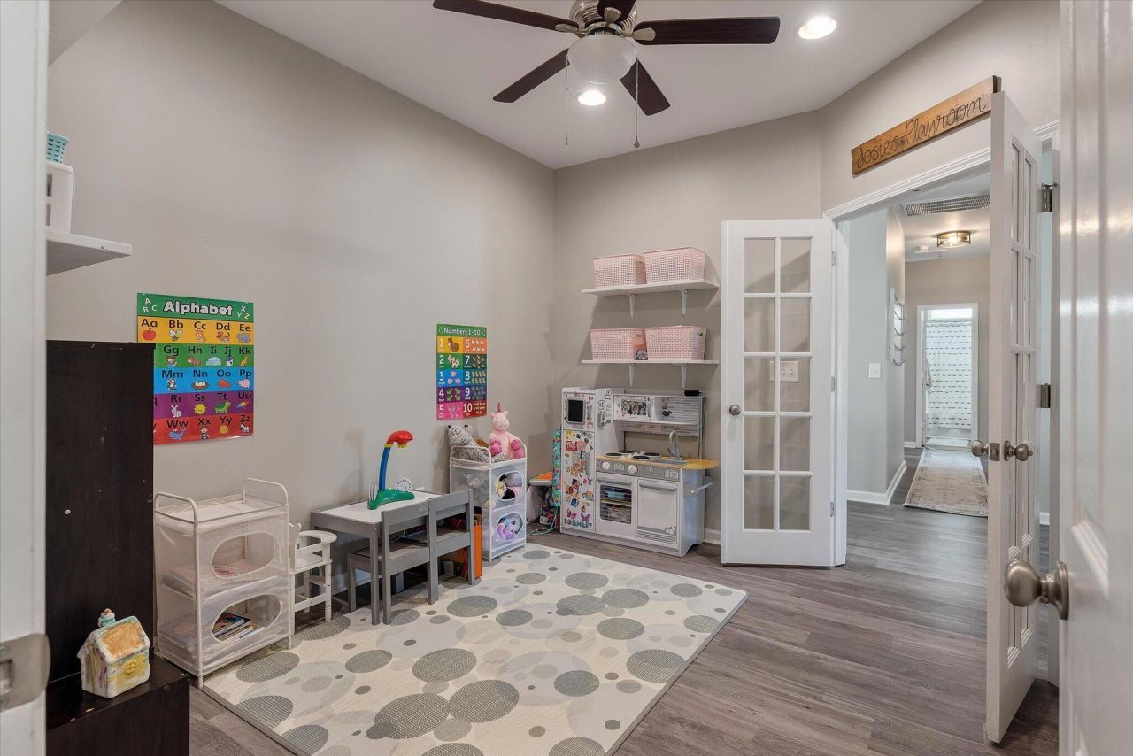 411 Brawley Drive Photo 19