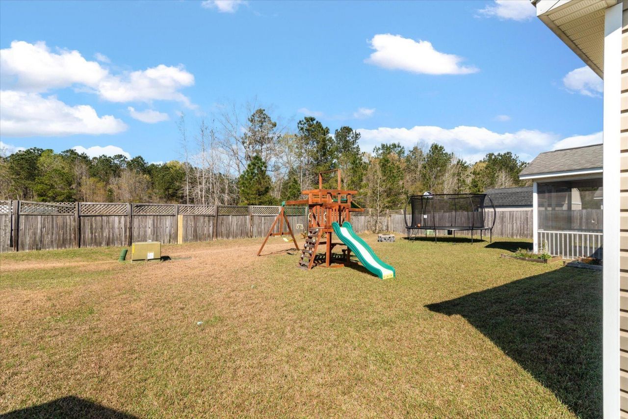 411 Brawley Drive Photo 34