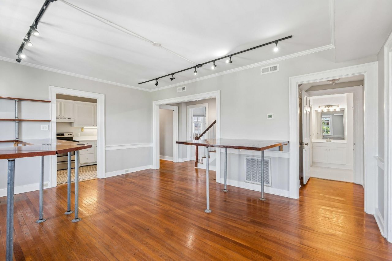 212 Calhoun Street Photo 19