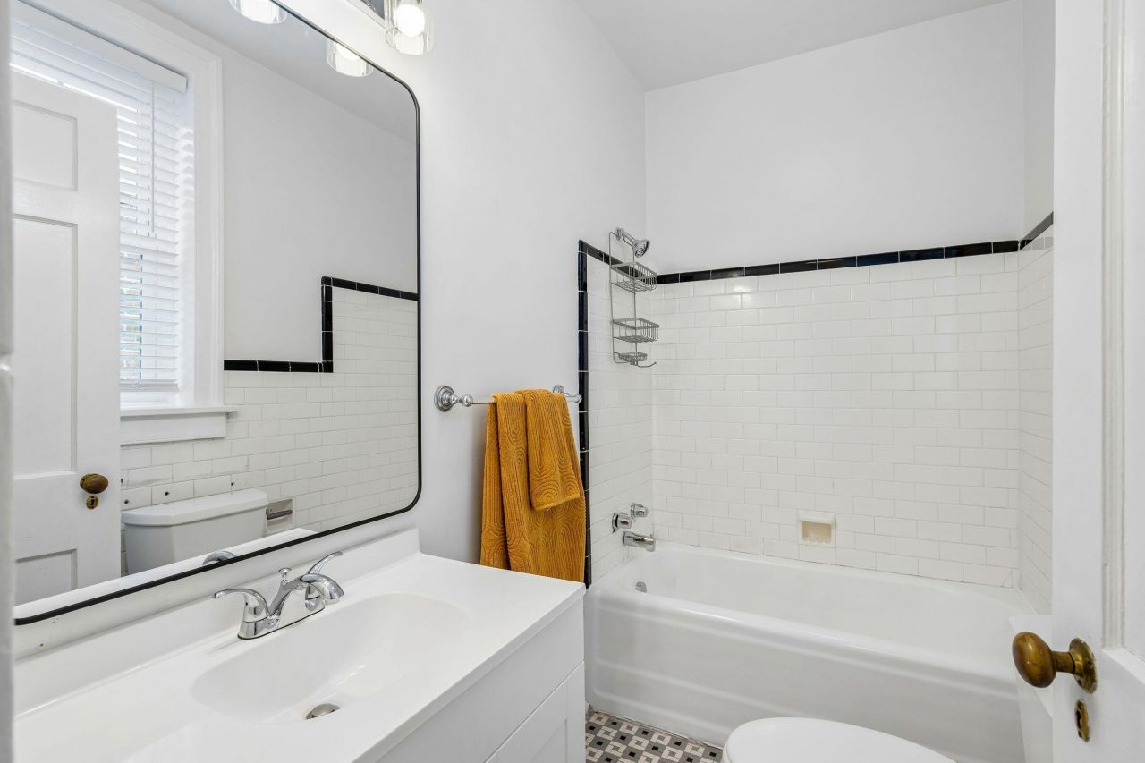 212 Calhoun Street Photo 37