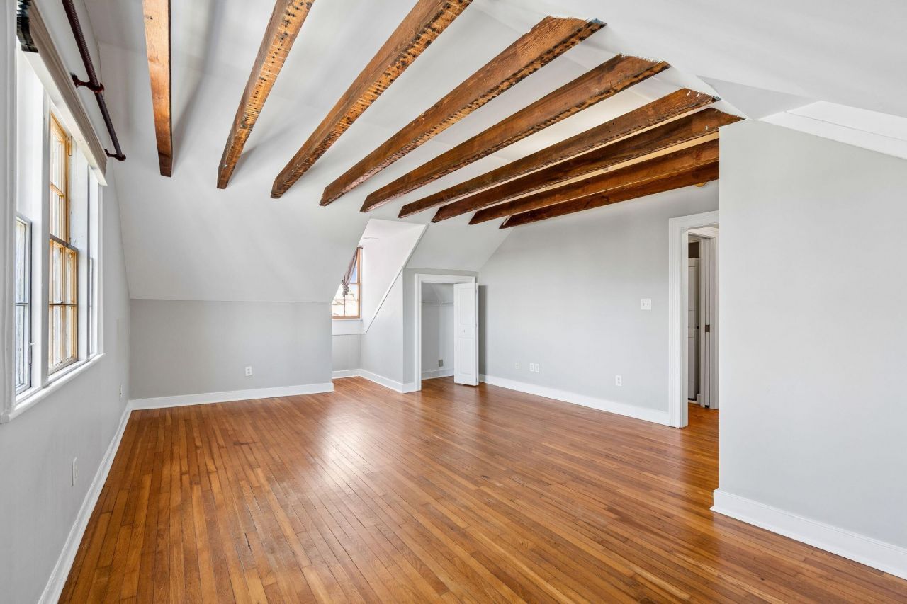 212 Calhoun Street Photo 41