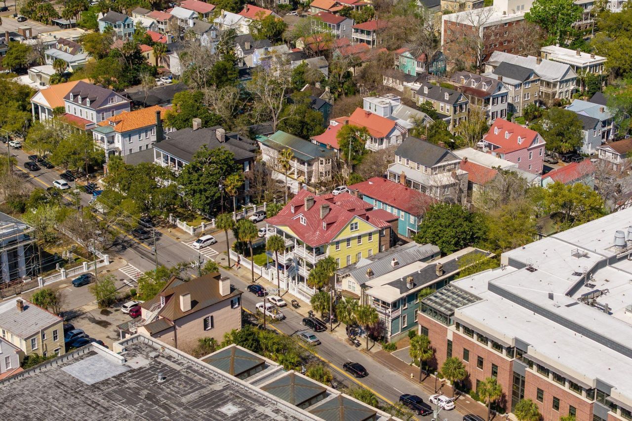 212 Calhoun Street Photo 5