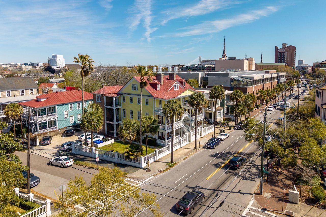 212 Calhoun Street Photo 57