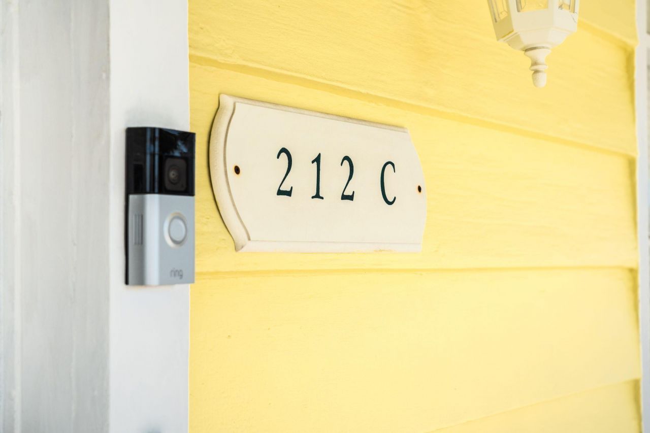 212 Calhoun Street Photo 9