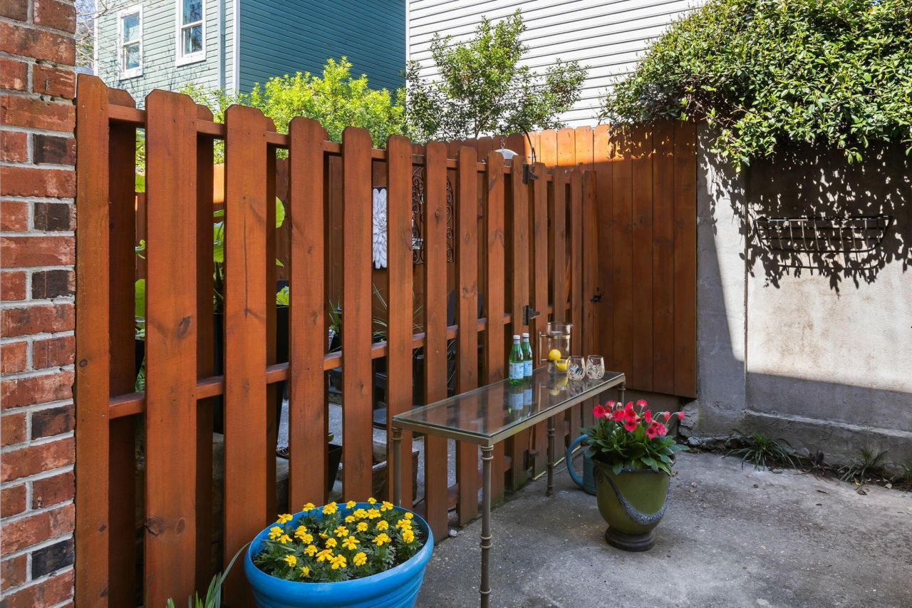 12 George Street Photo 16