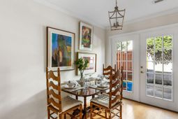 12 George Street photo 4