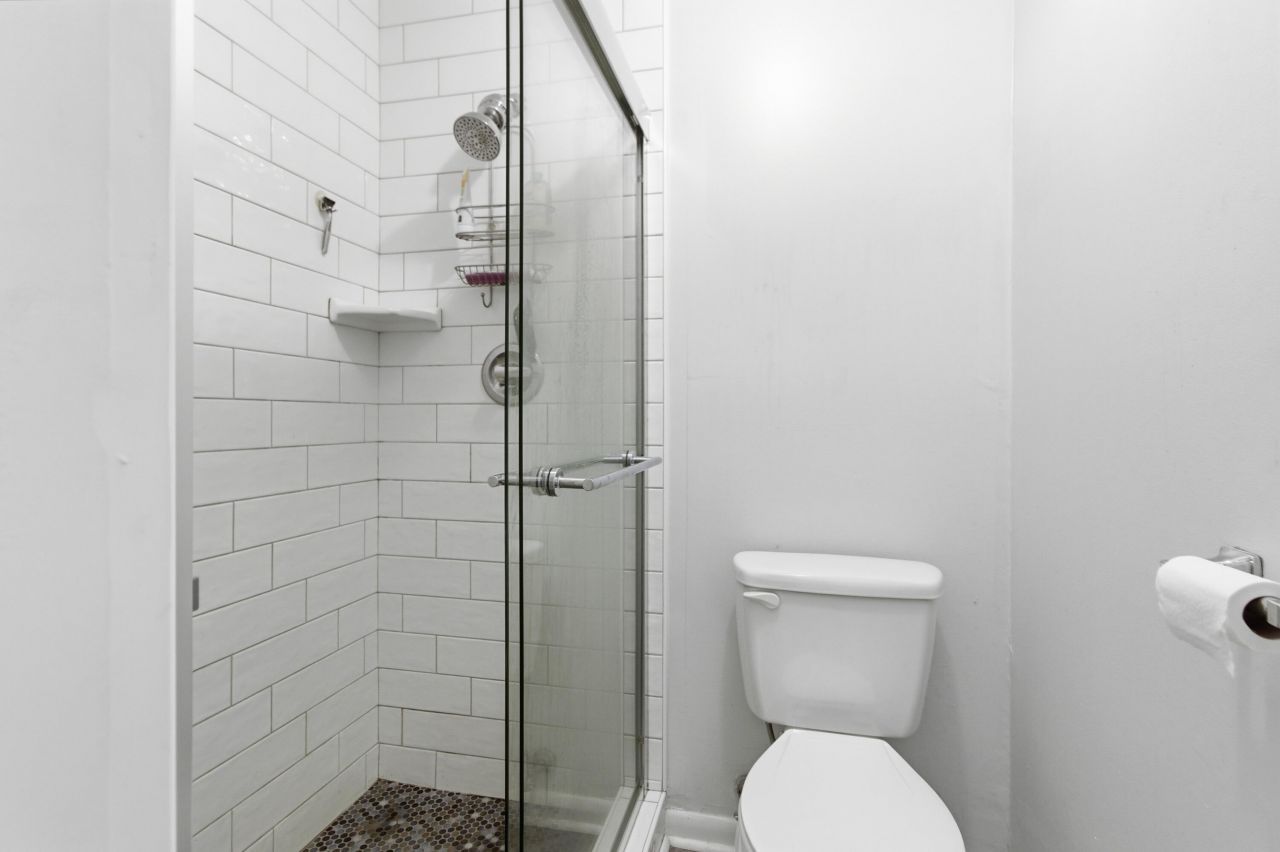 2948 Cathedral Lane Photo 29