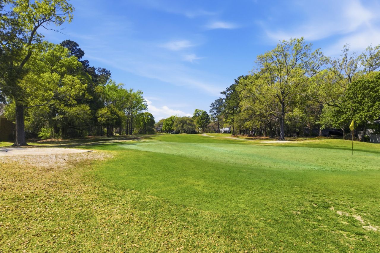 2948 Cathedral Lane Photo 31