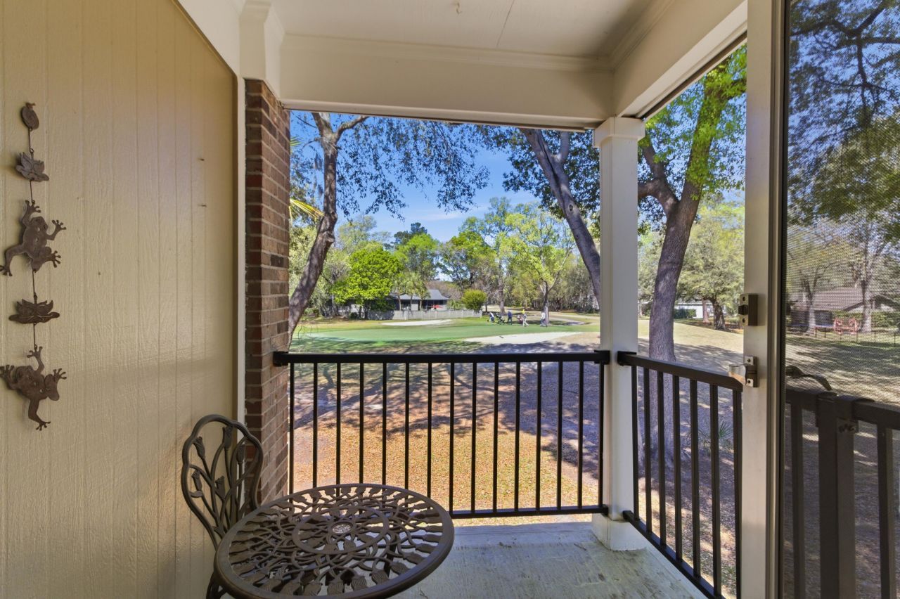 2948 Cathedral Lane Photo 5