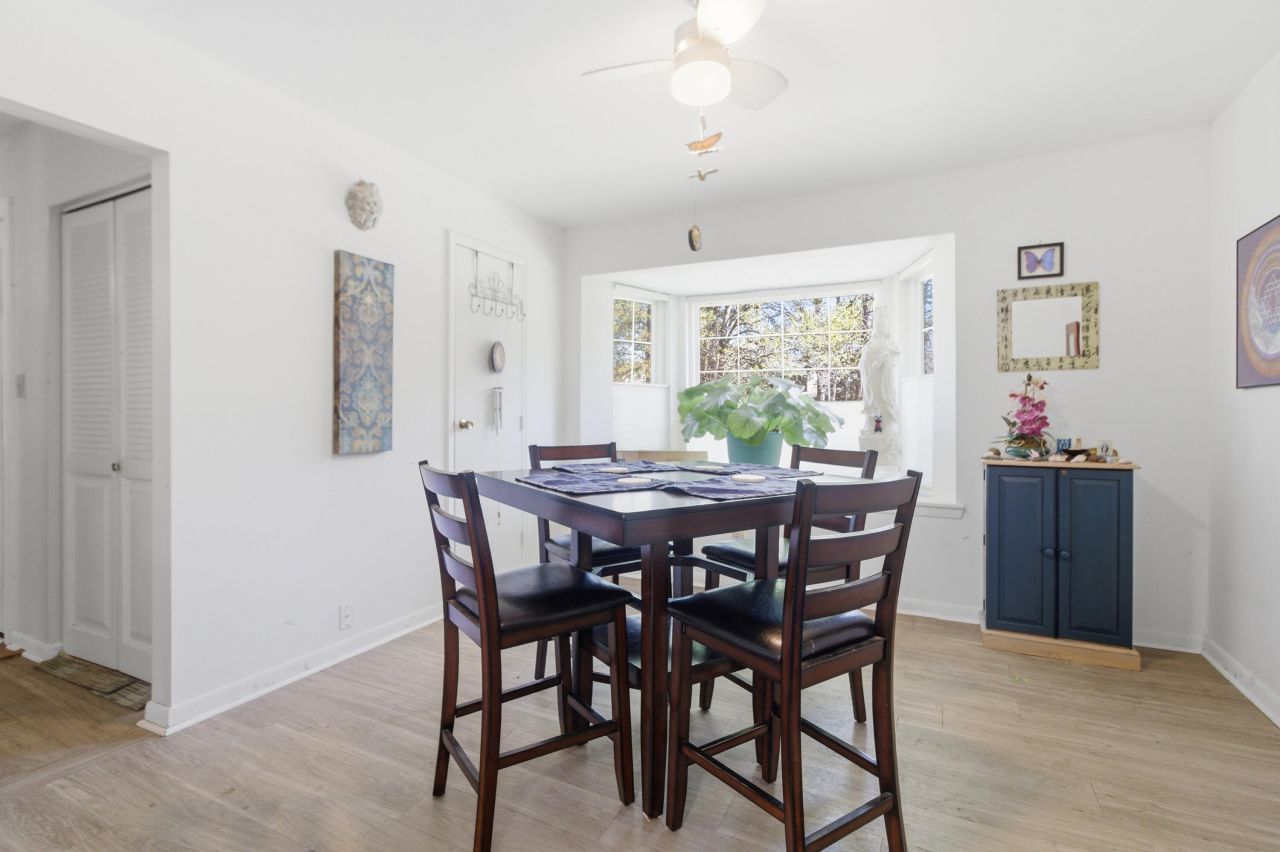 2948 Cathedral Lane Photo 8