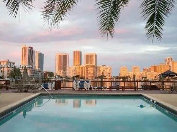 462 Golden Isles Dr, Unit 202, Hallandale Beach, FL 33009