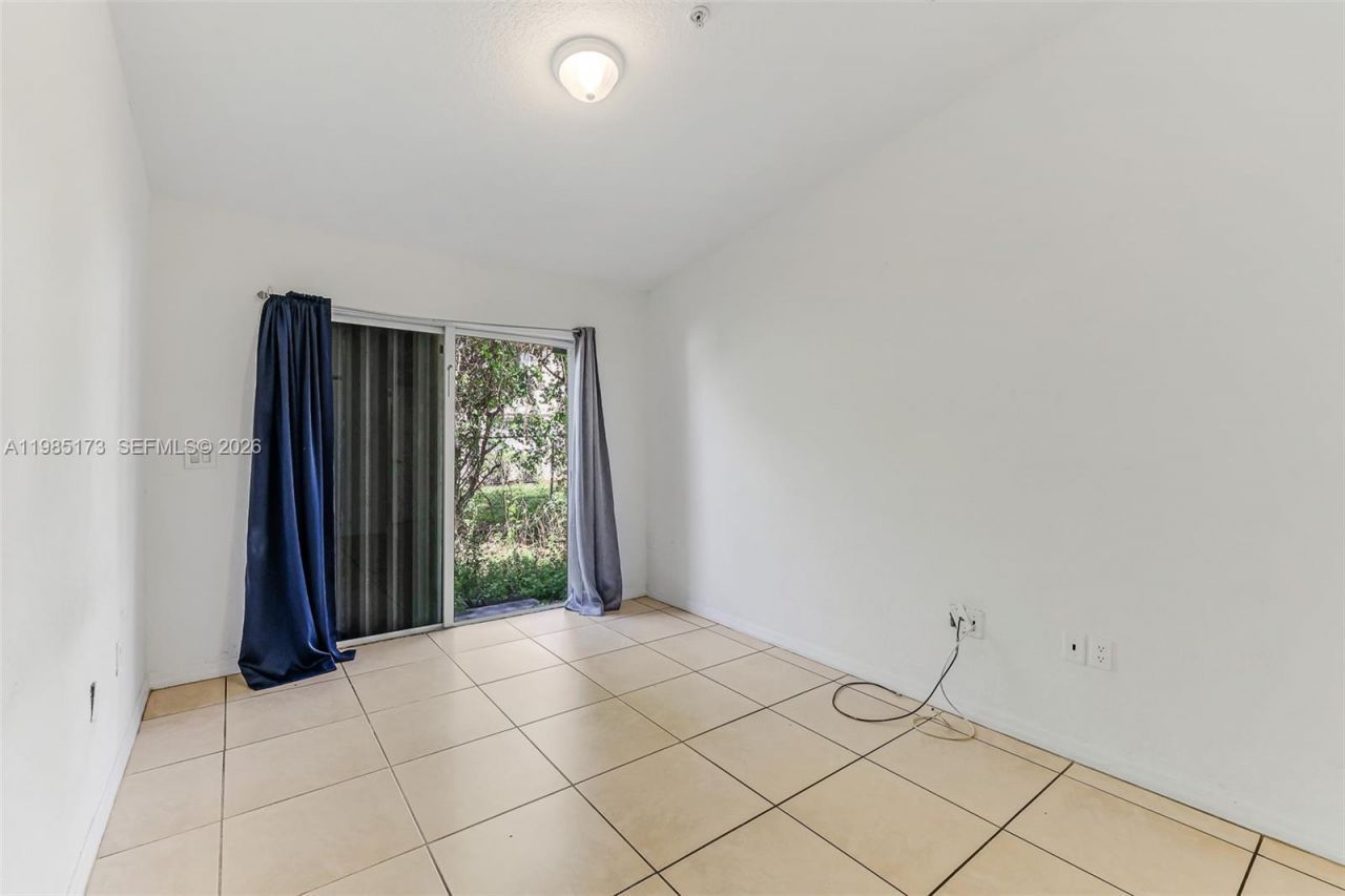 3916 SW 48th Ave , Pembroke Park, FL 33023 Photo