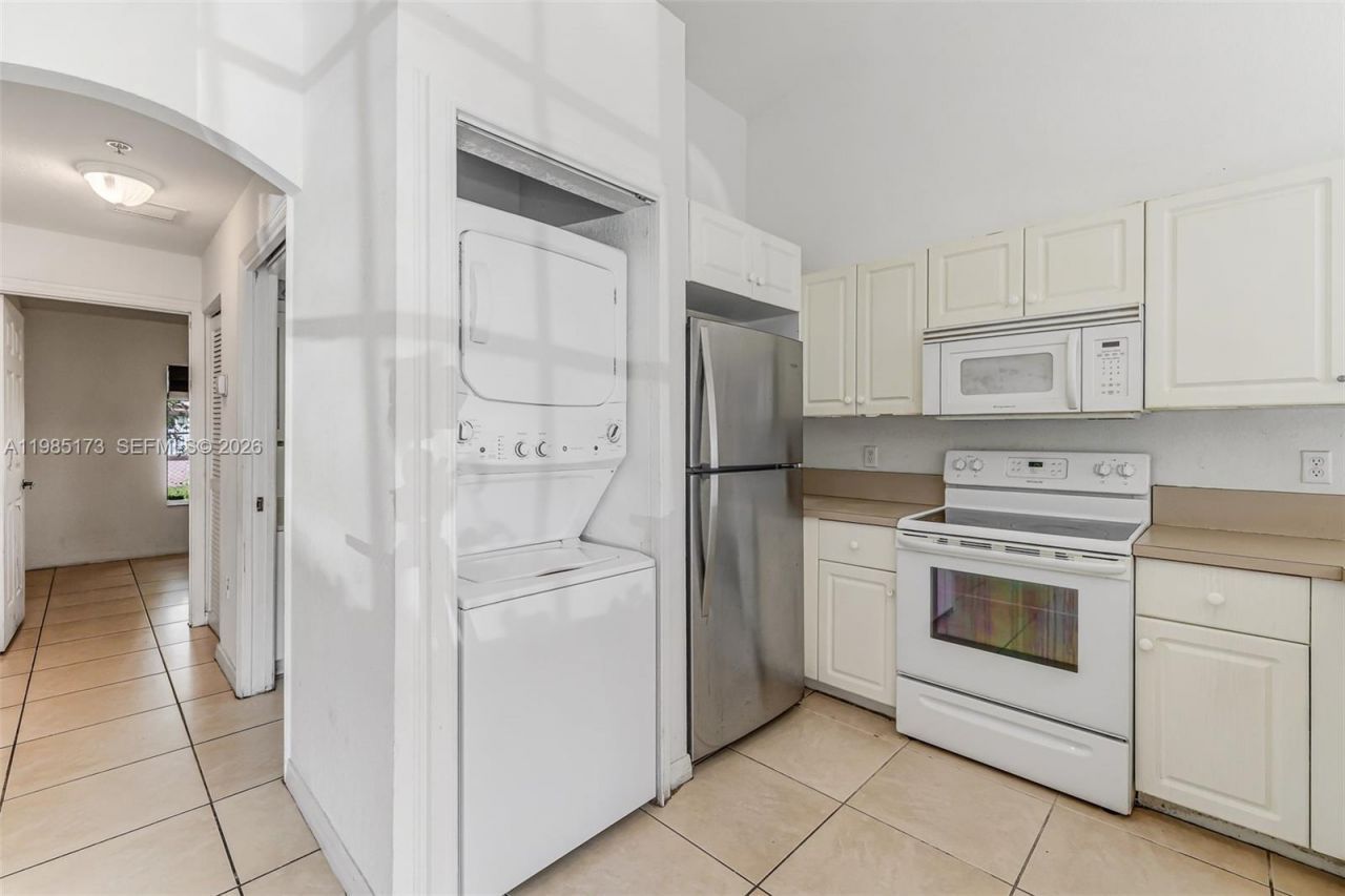 3916 SW 48th Ave , Pembroke Park, FL 33023 Photo