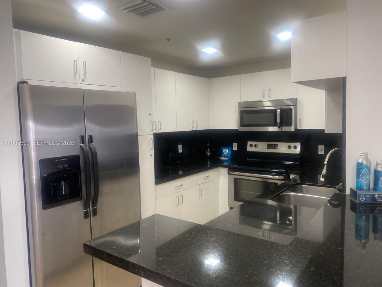 185 SE 14th Ter, Unit 1905, Miami, FL 33131 Photo