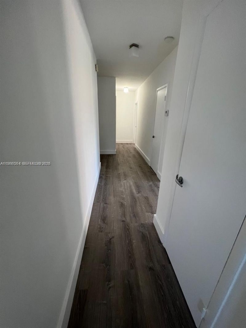 462 Golden Isles Dr, Unit 202, Hallandale Beach, FL 33009 Photo