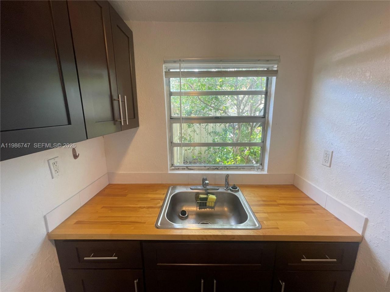 5738 Garfield St , Unit B, Hollywood, FL 33021 Photo