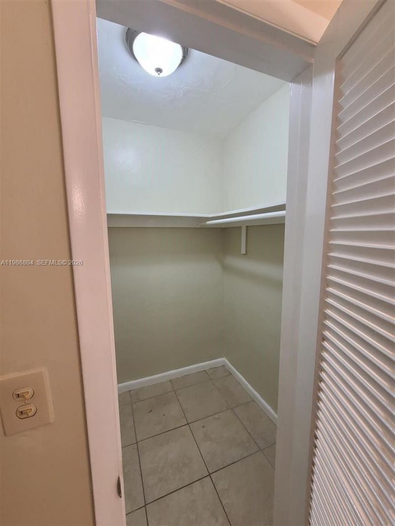 140 Royal Palm Rd , Unit 107, Hialeah Gardens, FL 33016 Photo