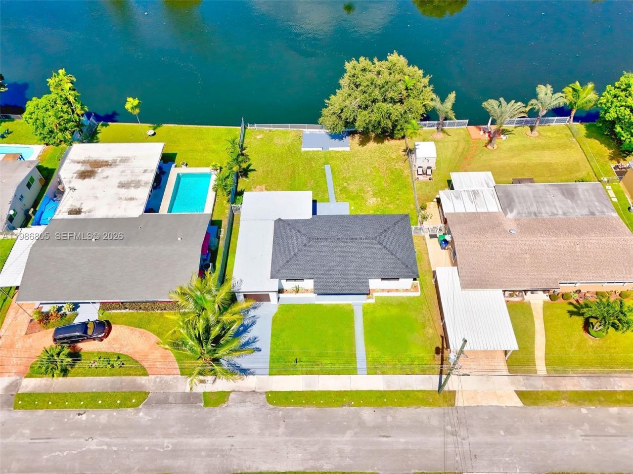 1061 NW 87th St , Miami, FL 33150 Photo