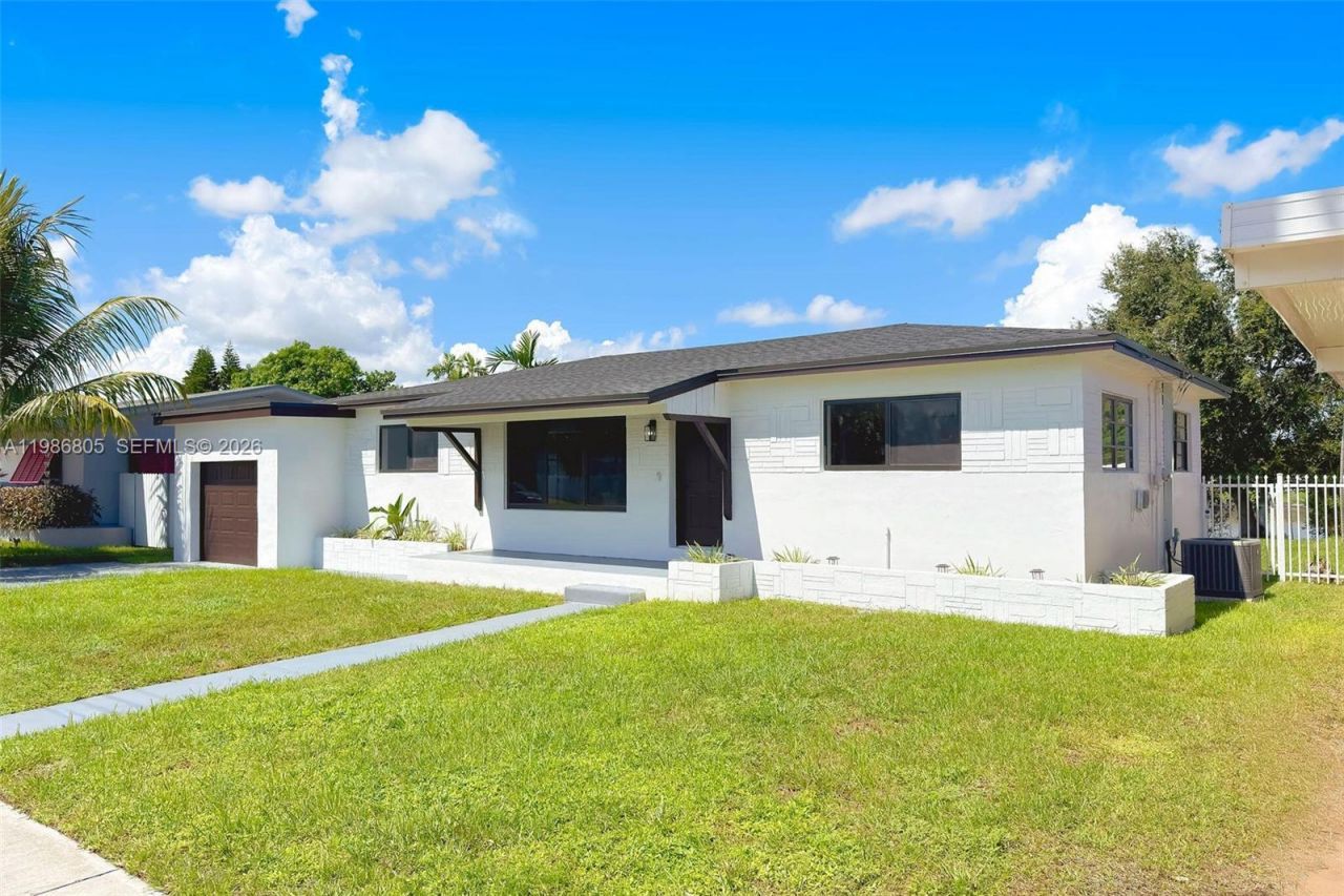 1061 NW 87th St , Miami, FL 33150 Photo