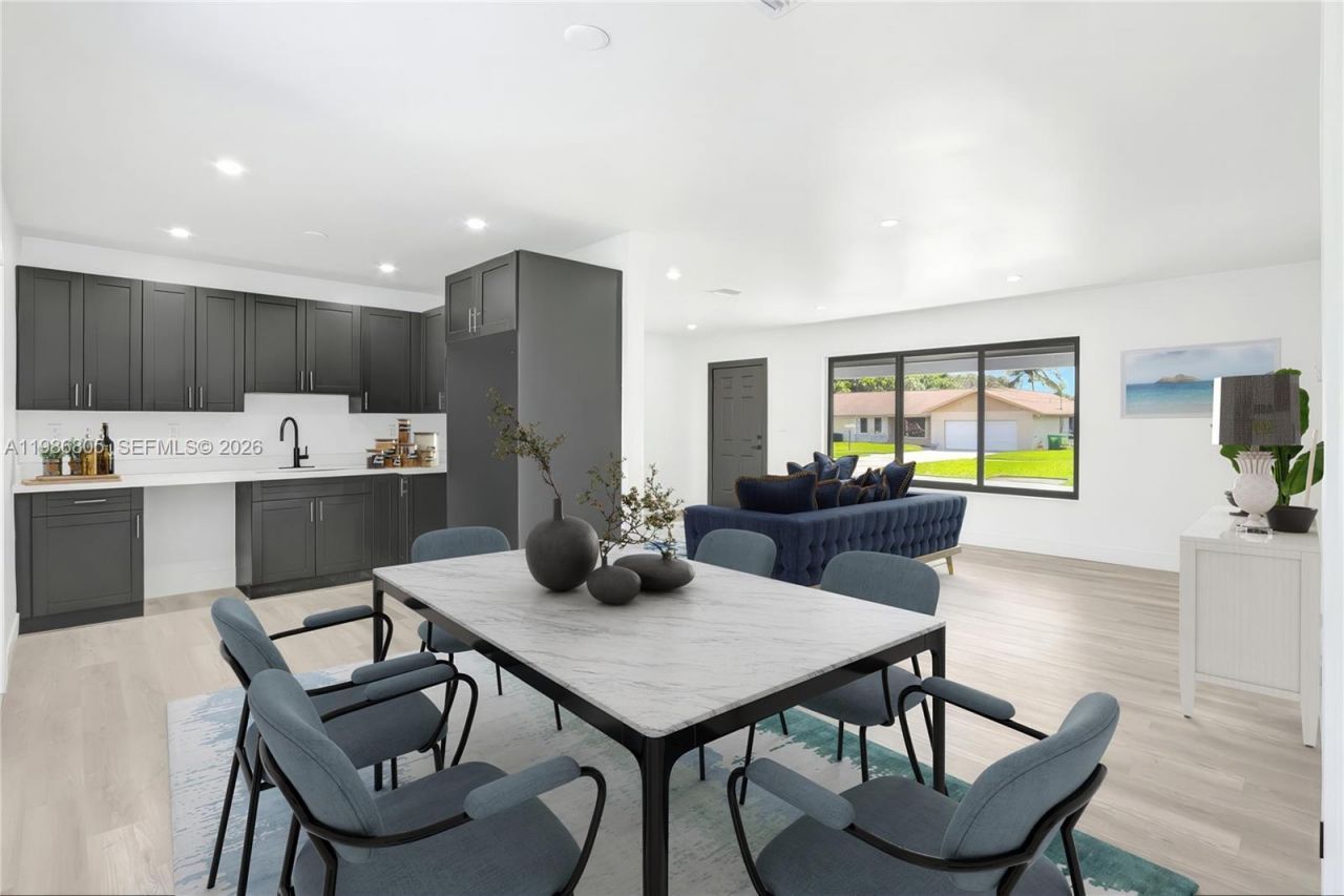 1061 NW 87th St , Miami, FL 33150 Photo