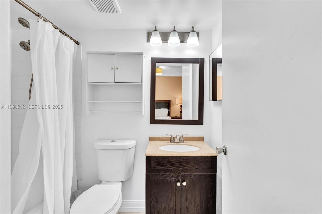 771 N Pine Island Rd, Unit 303, Plantation, FL 33324 Photo