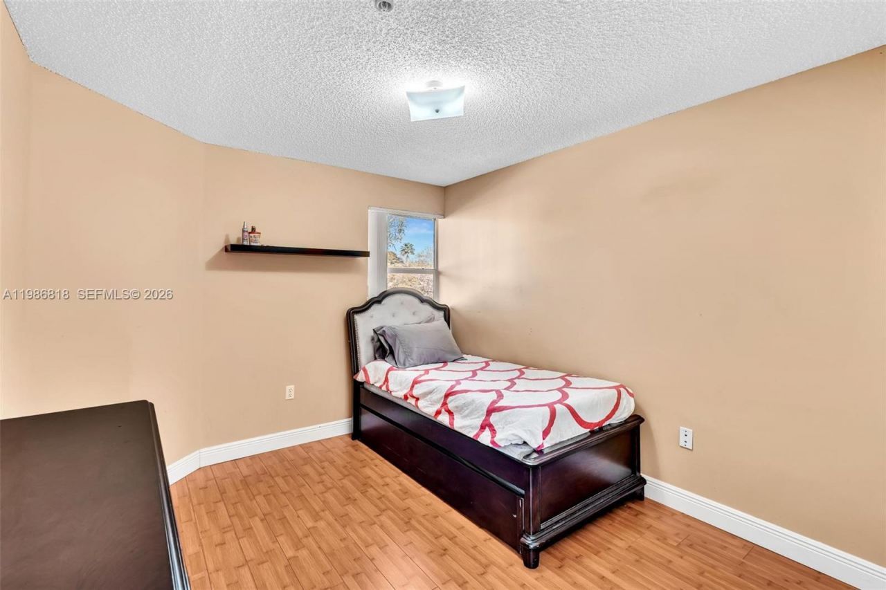 771 N Pine Island Rd, Unit 303, Plantation, FL 33324 Photo