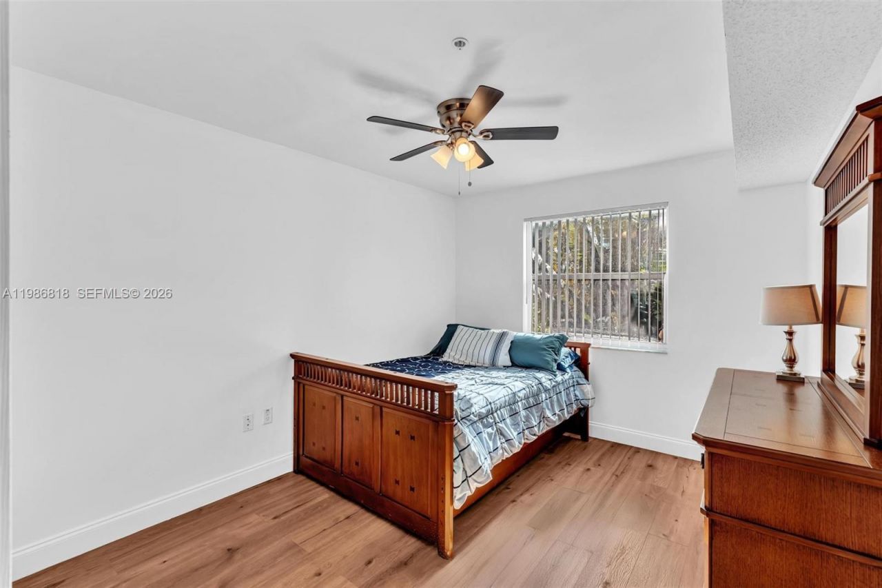 771 N Pine Island Rd, Unit 303, Plantation, FL 33324 Photo