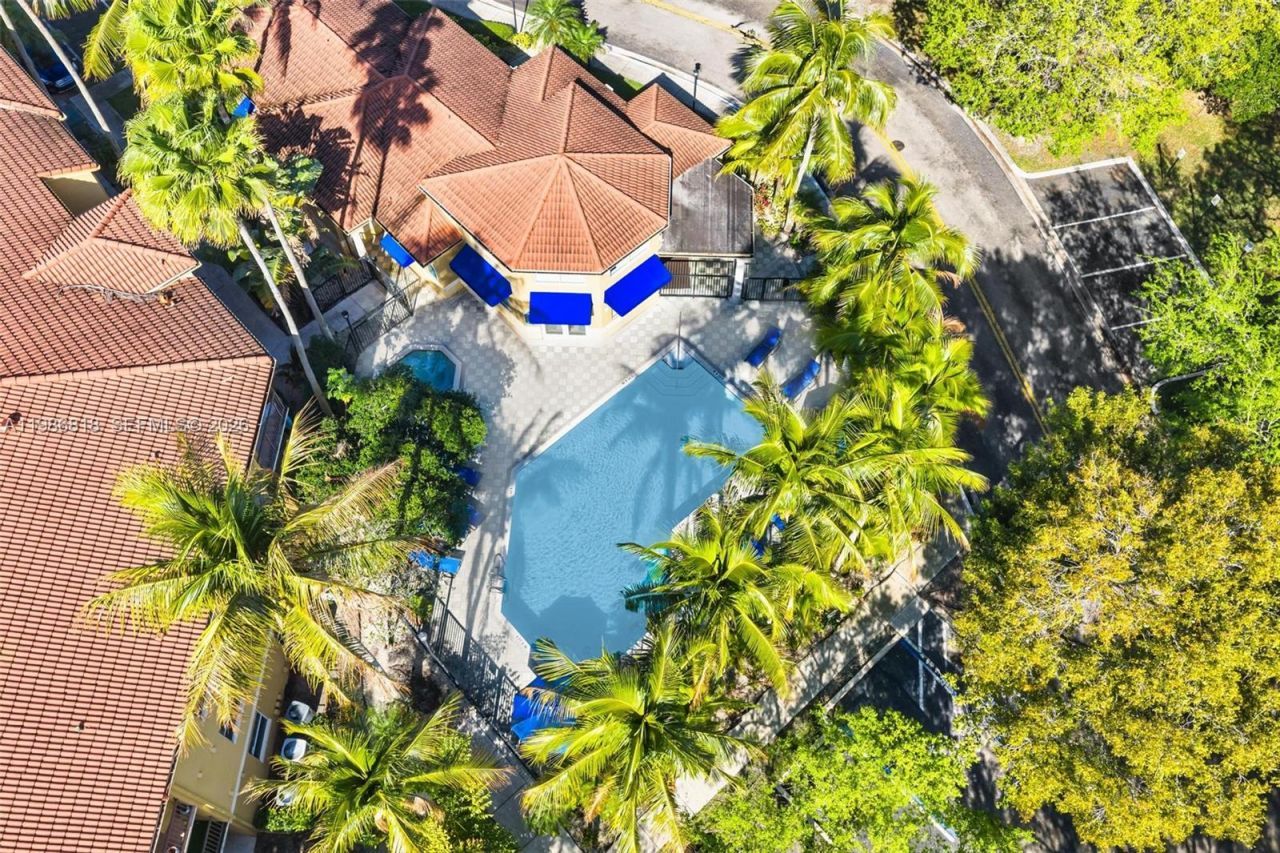 771 N Pine Island Rd, Unit 303, Plantation, FL 33324 Photo