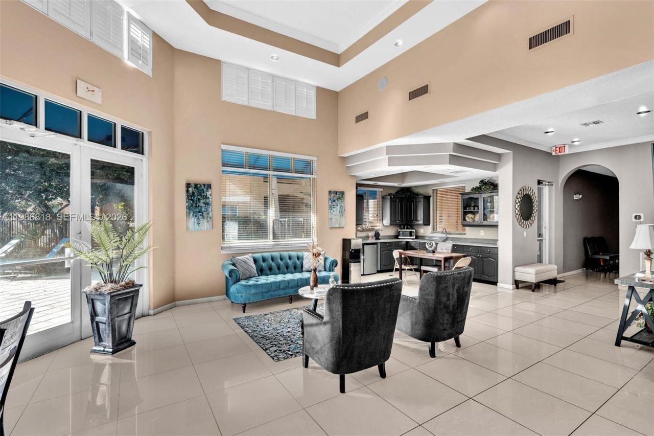 771 N Pine Island Rd, Unit 303, Plantation, FL 33324 Photo