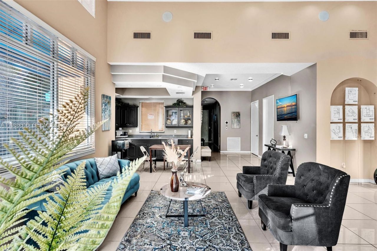 771 N Pine Island Rd, Unit 303, Plantation, FL 33324 Photo