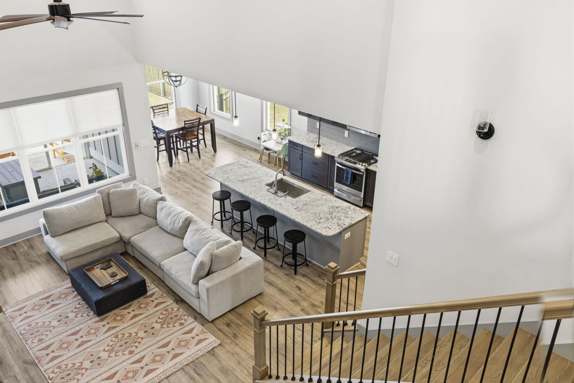 478 Harbour View Dr. Photo 16