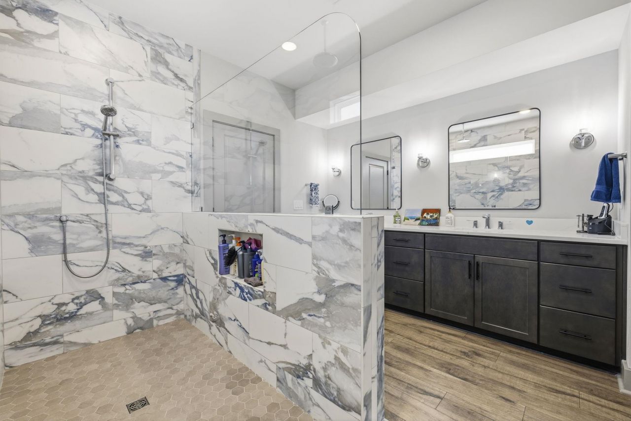 478 Harbour View Dr. Photo 17