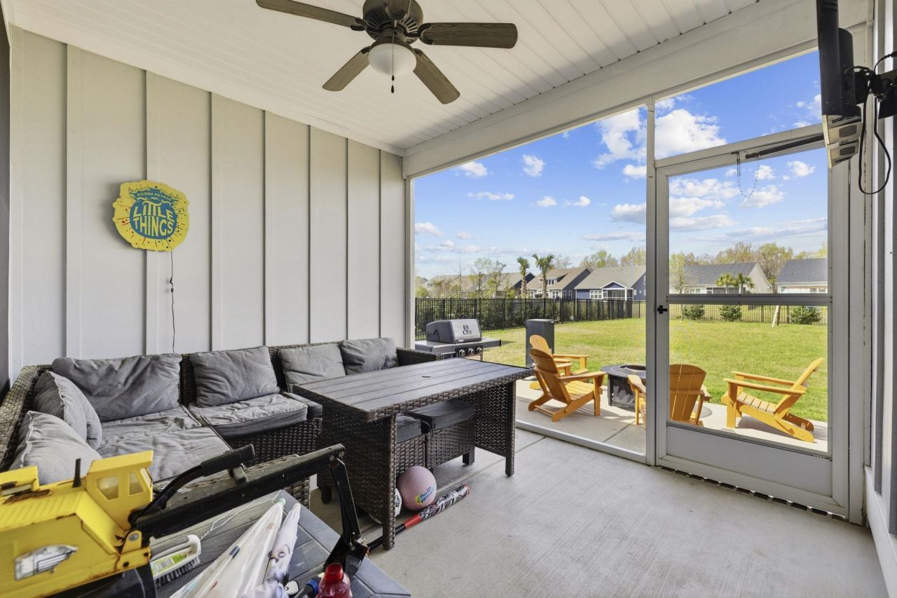 478 Harbour View Dr. Photo 31