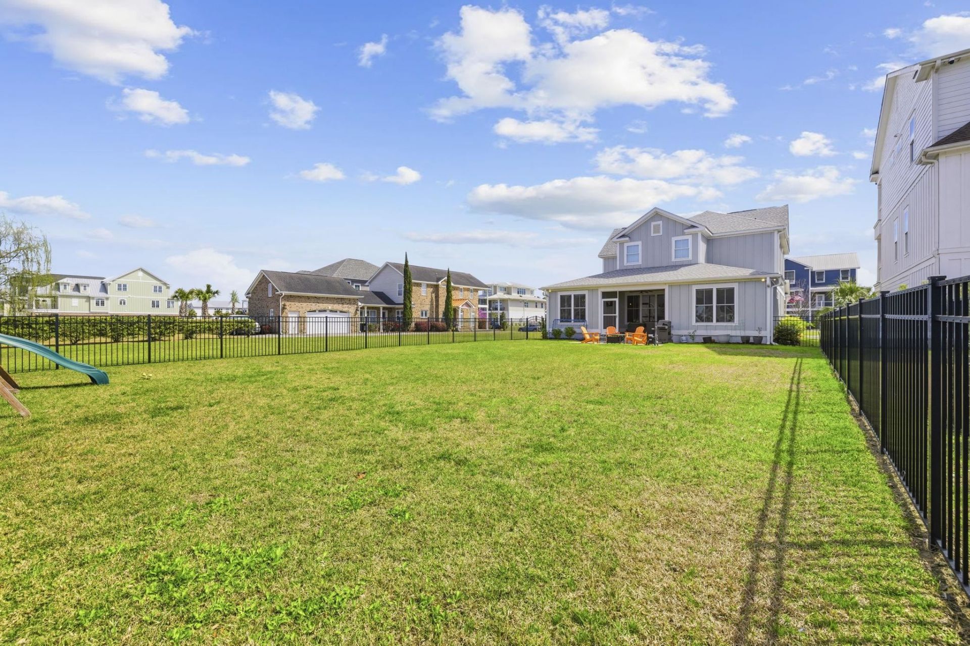 478 Harbour View Dr. Photo 32