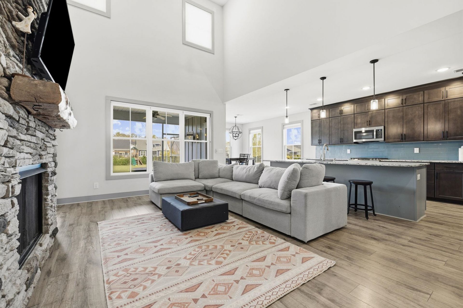 478 Harbour View Dr. Photo 9