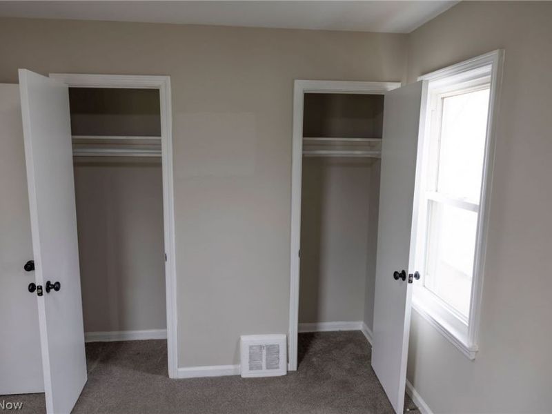 795 E 260th Street , Euclid, OH 44132 Photo 11