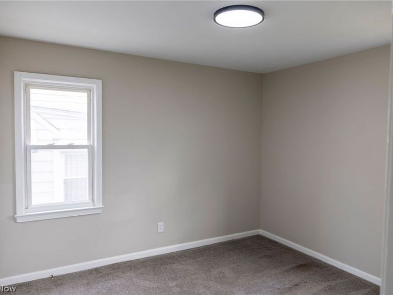 795 E 260th Street , Euclid, OH 44132 Photo 12