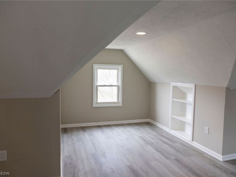 795 E 260th Street , Euclid, OH 44132 Photo 15