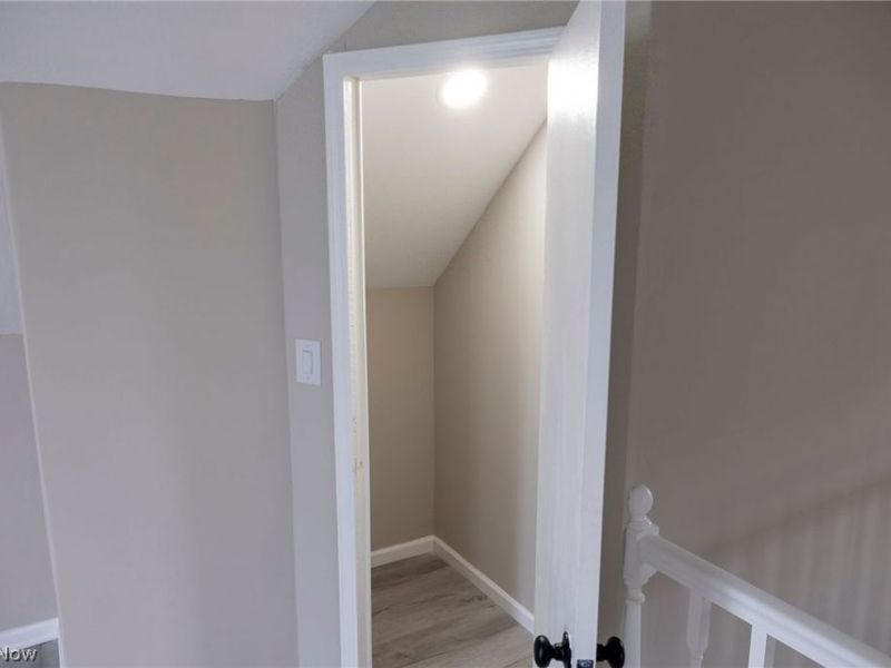 795 E 260th Street , Euclid, OH 44132 Photo 20