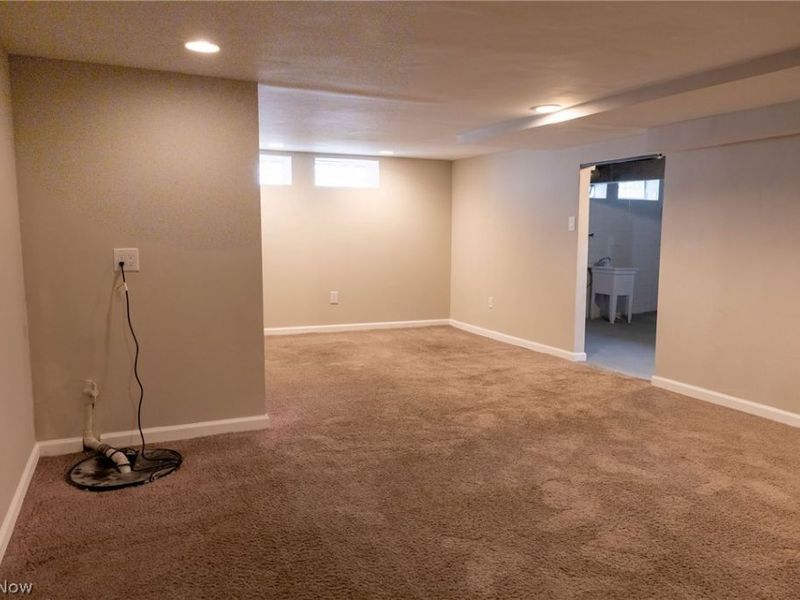 795 E 260th Street , Euclid, OH 44132 Photo 27