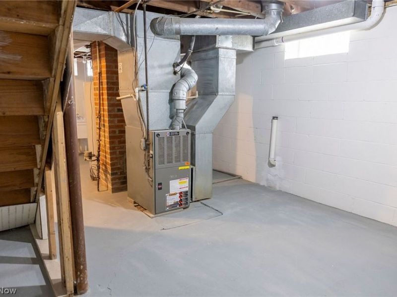 795 E 260th Street , Euclid, OH 44132 Photo 30