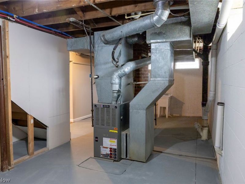 795 E 260th Street , Euclid, OH 44132 Photo 31