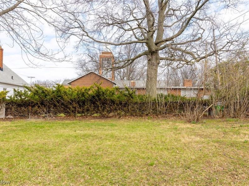 795 E 260th Street , Euclid, OH 44132 Photo 36