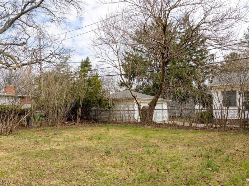 795 E 260th Street , Euclid, OH 44132 Photo 38