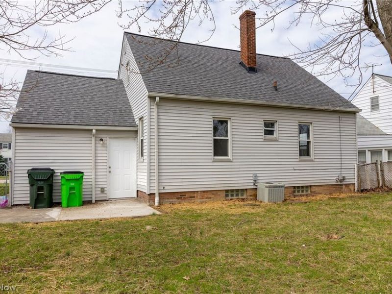 795 E 260th Street , Euclid, OH 44132 Photo 40