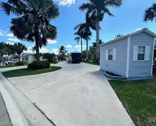 1169 Diamond Lake Cir, Naples, FL 34114 Photo