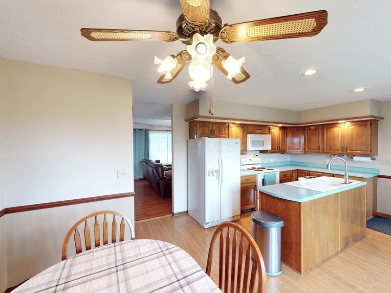 28 Upland Terrace , Mount Vernon, OH 43050 Photo 17